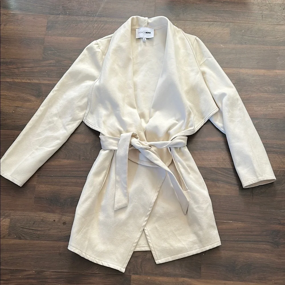 Ivory jacket - Picture 1 of 1